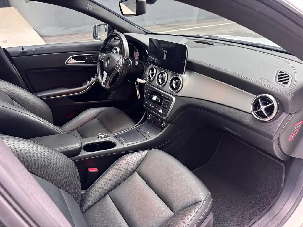 Mercedes-Benz CLA 2014 — фото 4