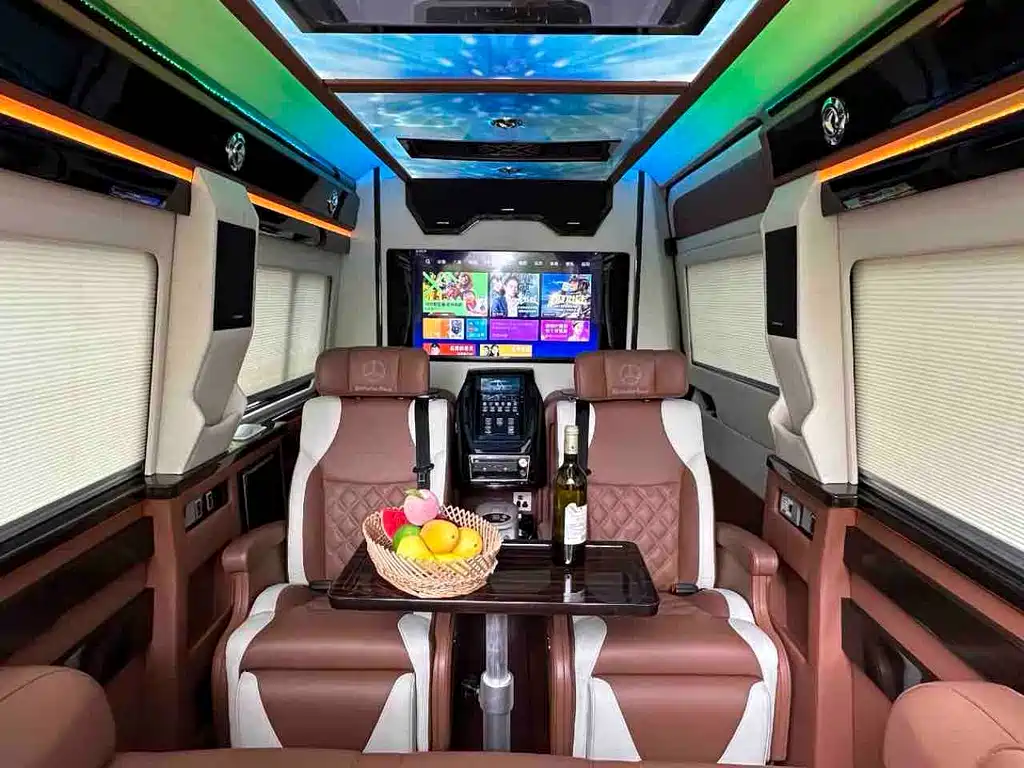 Mercedes-Benz Sprinter 2018 — фото 17