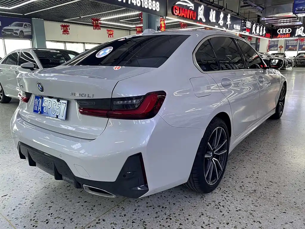 BMW 3 Series 2023