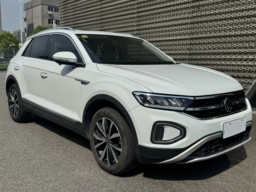 Volkswagen T-Roc 2023