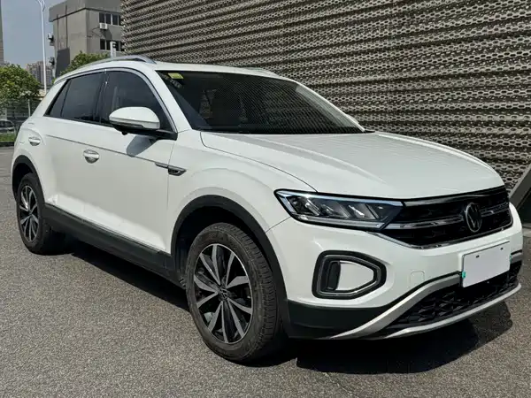 Volkswagen T-Roc 2023