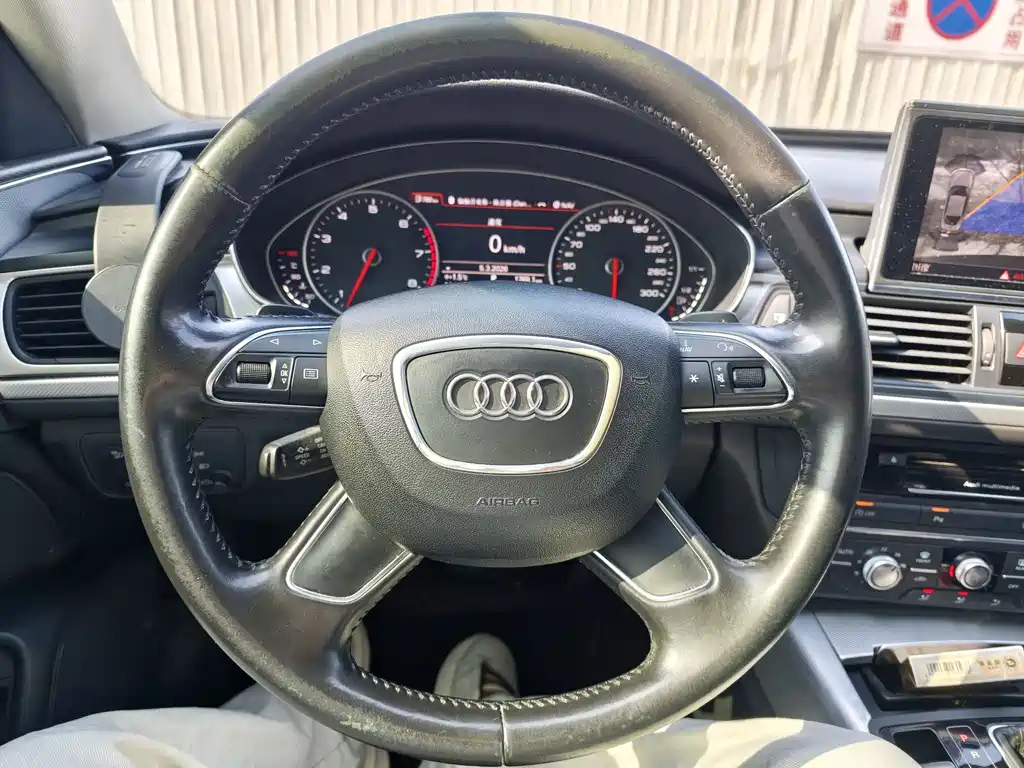 Audi A6L 2014 — фото 12