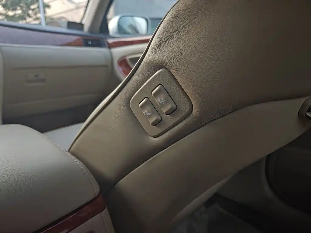 Toyota Crown 2007 — фото 15