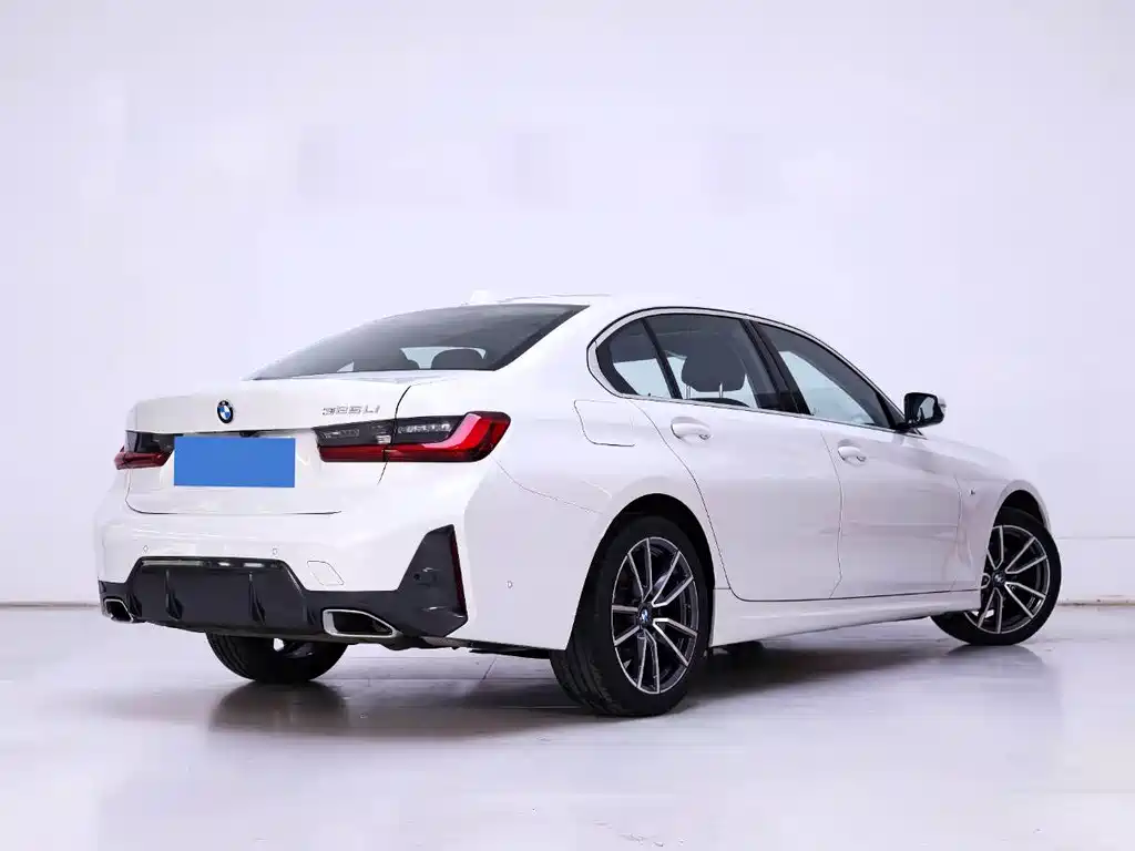 BMW 3 Series 2024