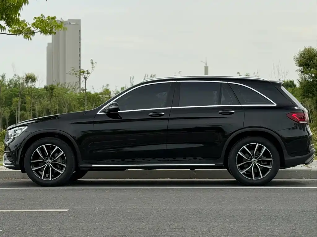 Mercedes-Benz GLC 2021 — фото 4