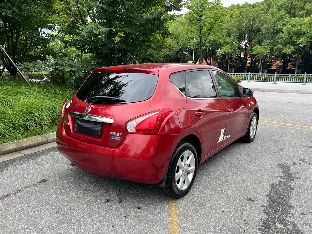 Nissan Tiida 2014