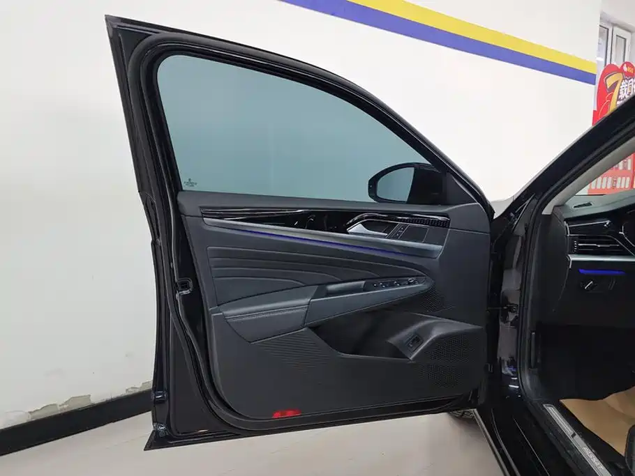 Volkswagen Passat 2024