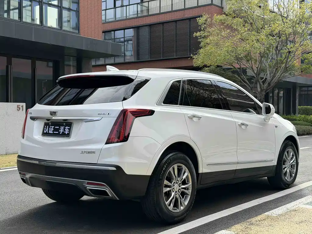 Cadillac XT5 2020 — фото 18