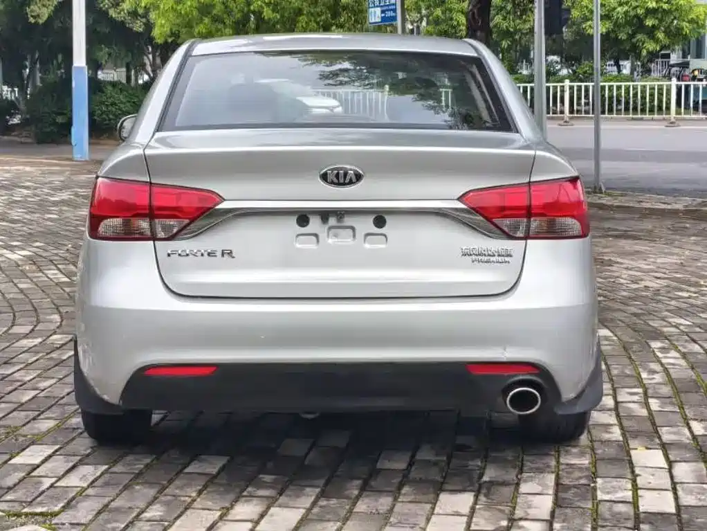 Kia Forte 2014 — фото 8