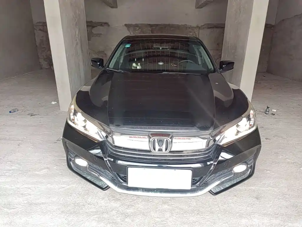 Honda Accord 2016 — фото 3