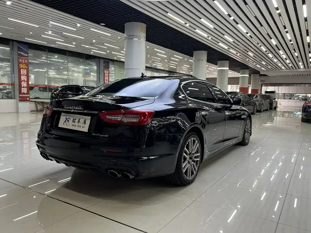 Maserati Quattroporte 2015 — фото 6
