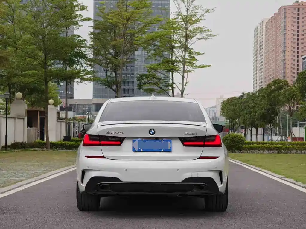 BMW 3 Series 2020