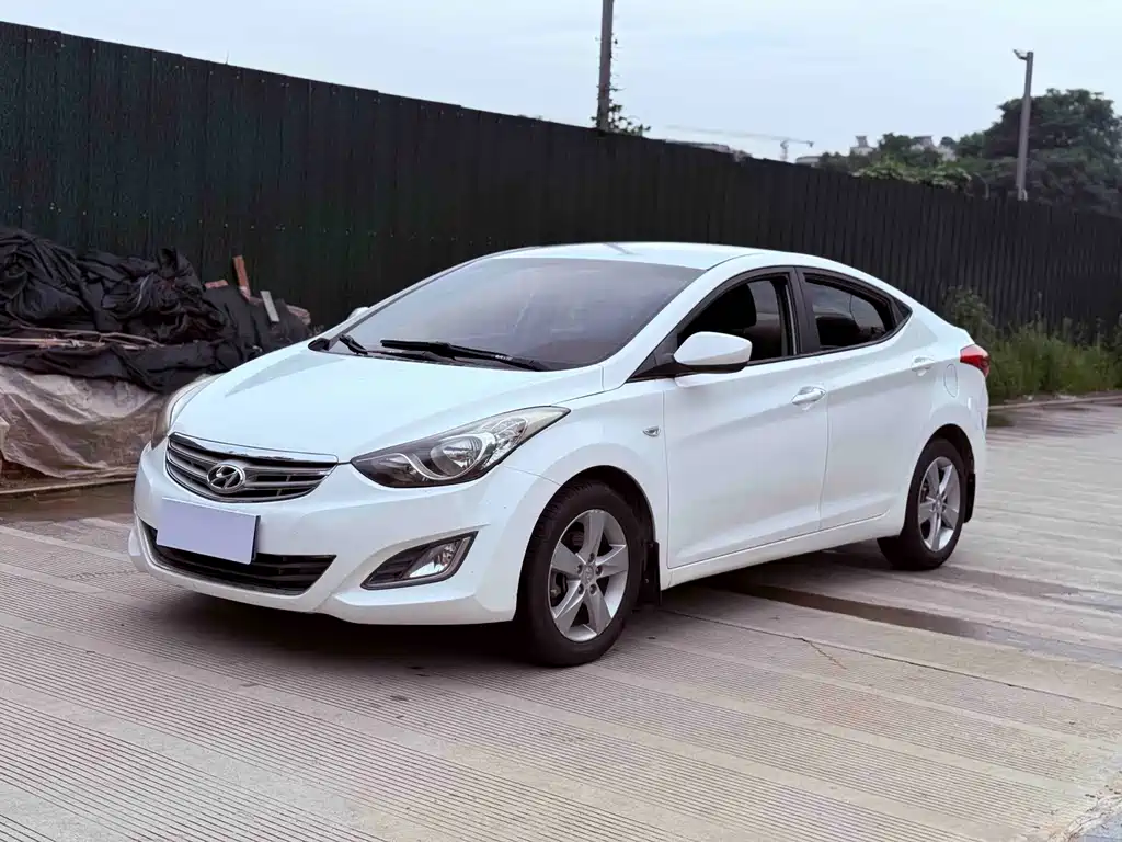 Hyundai Elantra 2014