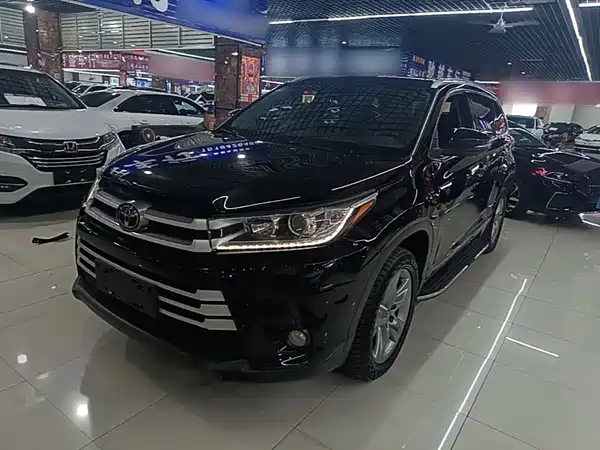 Toyota Highlander 2020
