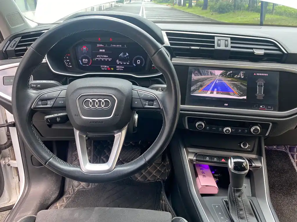 Audi Q3 2022 — фото 13