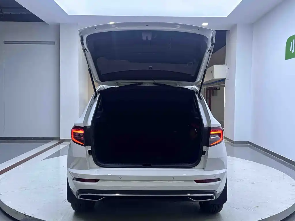 Skoda Karoq 2022 — фото 17