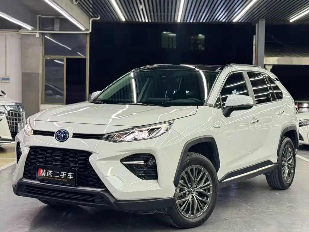 Toyota Wildlander 2023 — фото 1