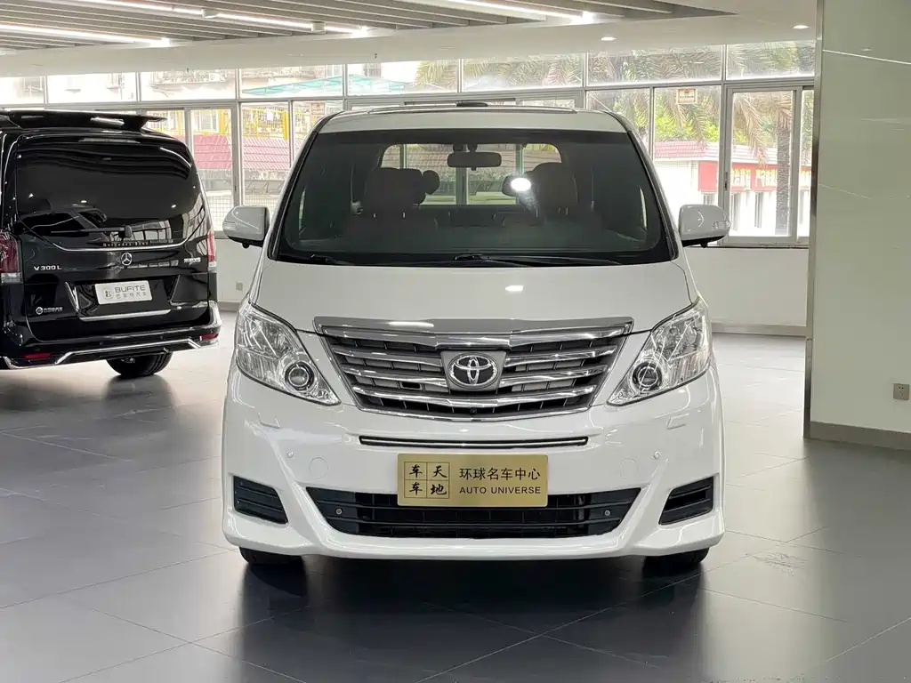 Toyota Alphard 2015 — фото 2