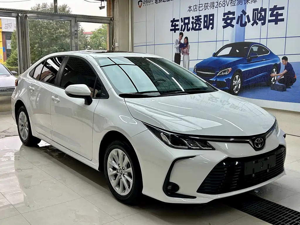 Toyota Corolla 2023 — фото 3
