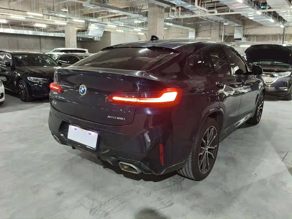 BMW X4 2022 — фото 6