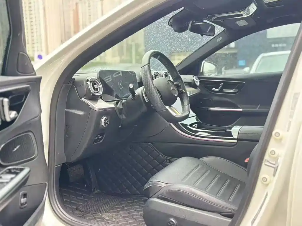 Mercedes-Benz C-Class 2022 — фото 4