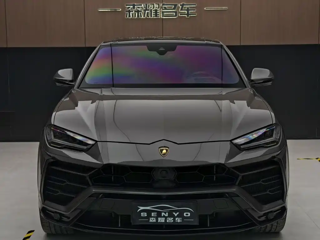 Lamborghini Urus 2023 — фото 2