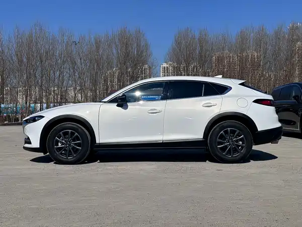 Mazda CX-4 2021