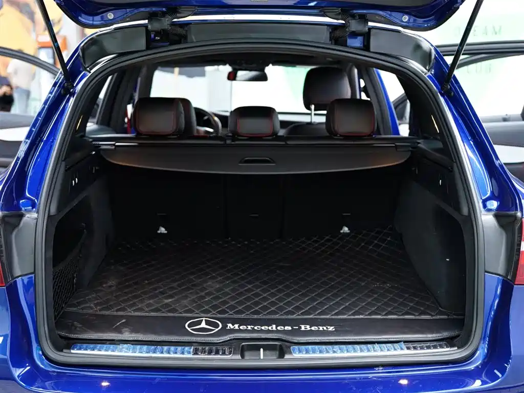 Mercedes-Benz GLC AMG 2019 — фото 36