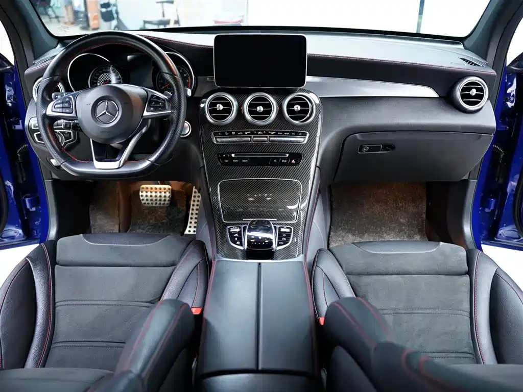 Mercedes-Benz GLC AMG 2019 — фото 43