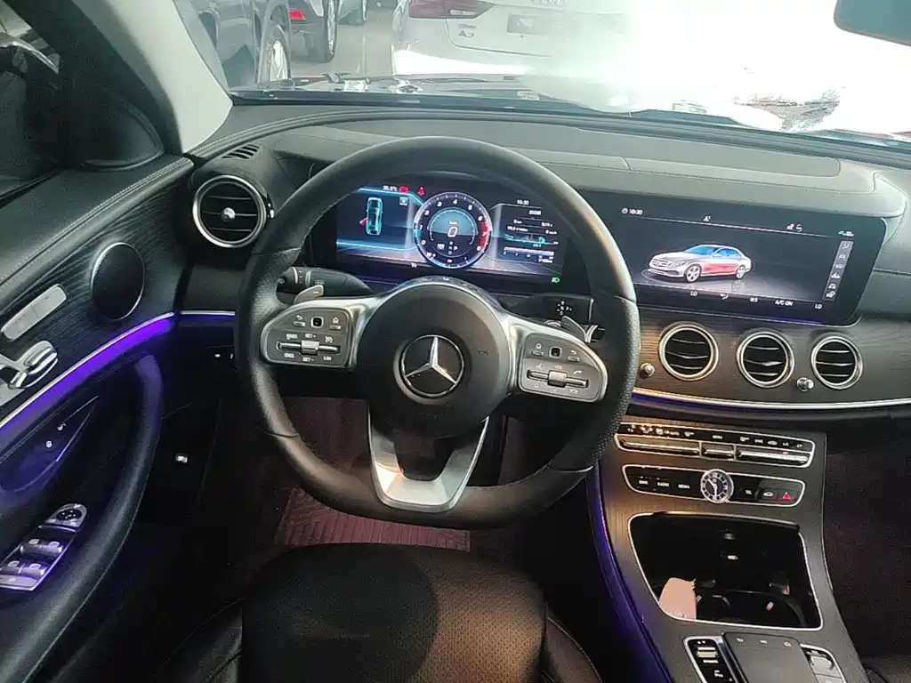 Mercedes-Benz E-Class 2020 — фото 11