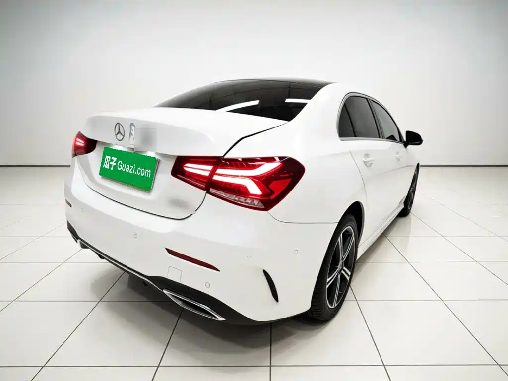 Mercedes-Benz A-Class 2022 — фото 4