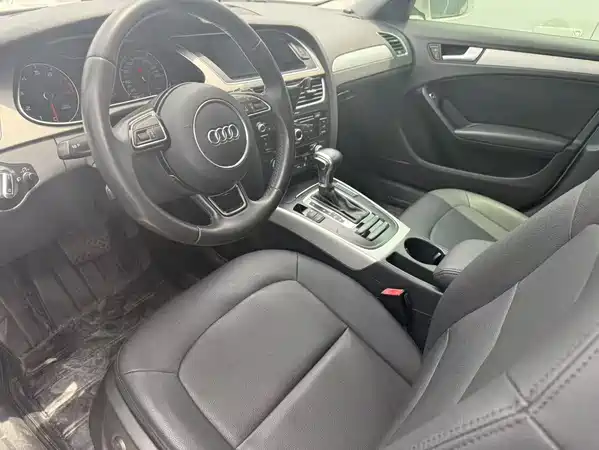 Audi A4L 2016