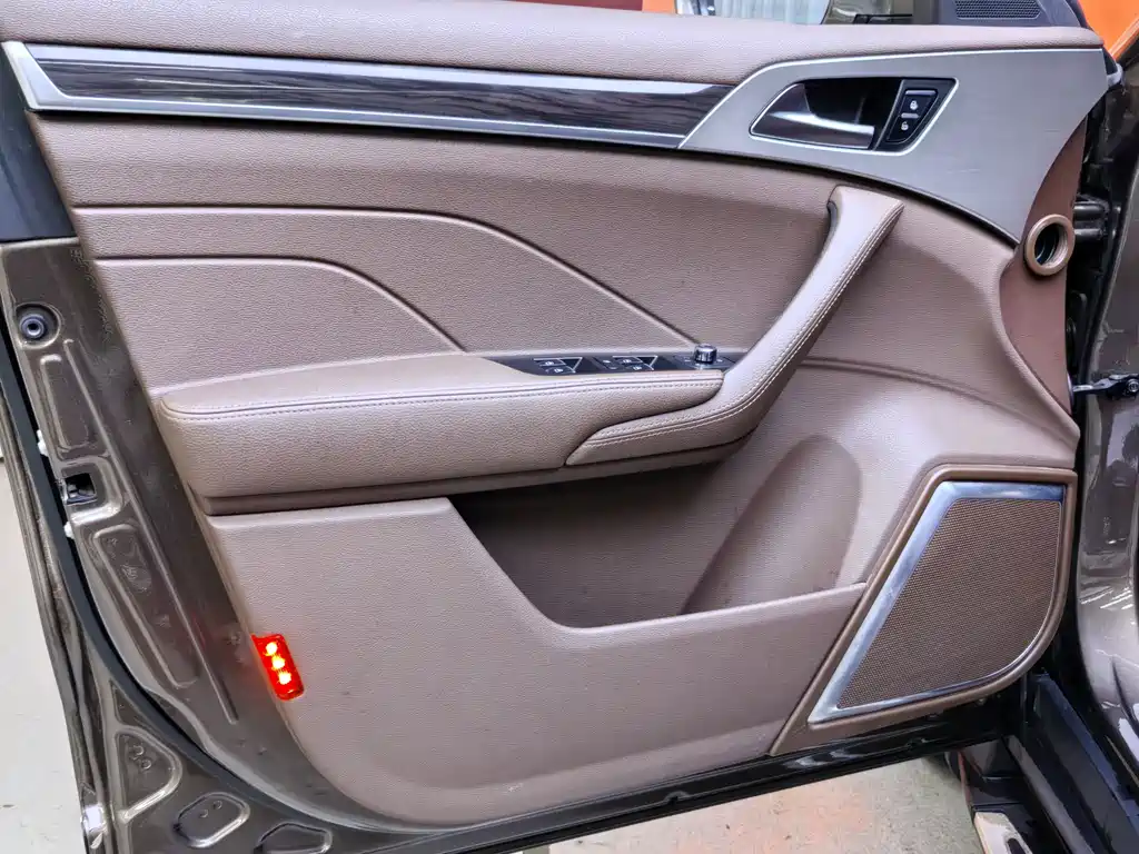 Haval H7 2016 — фото 17
