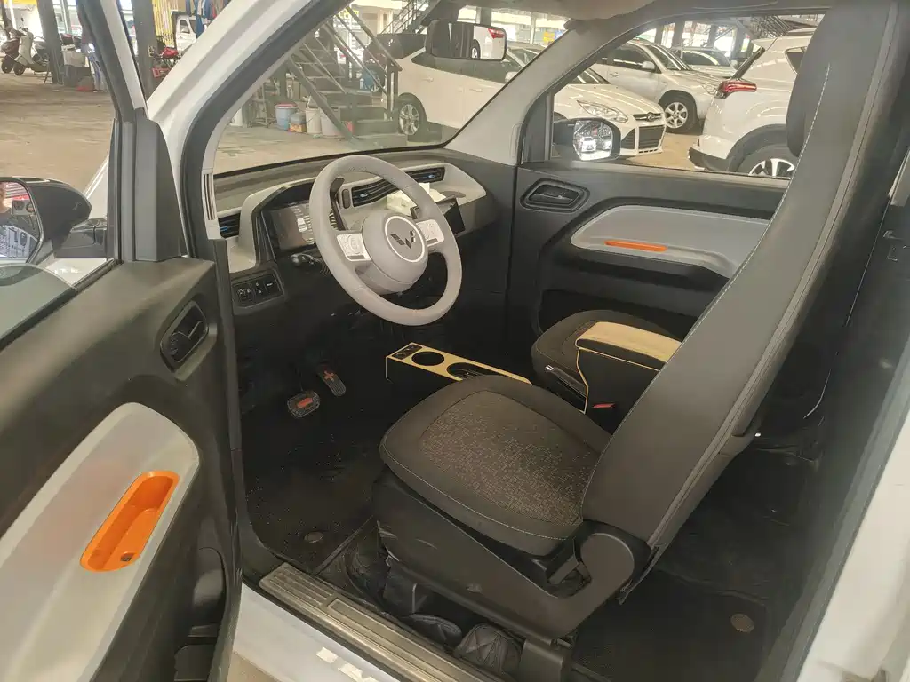 Wuling MINIEV 2021