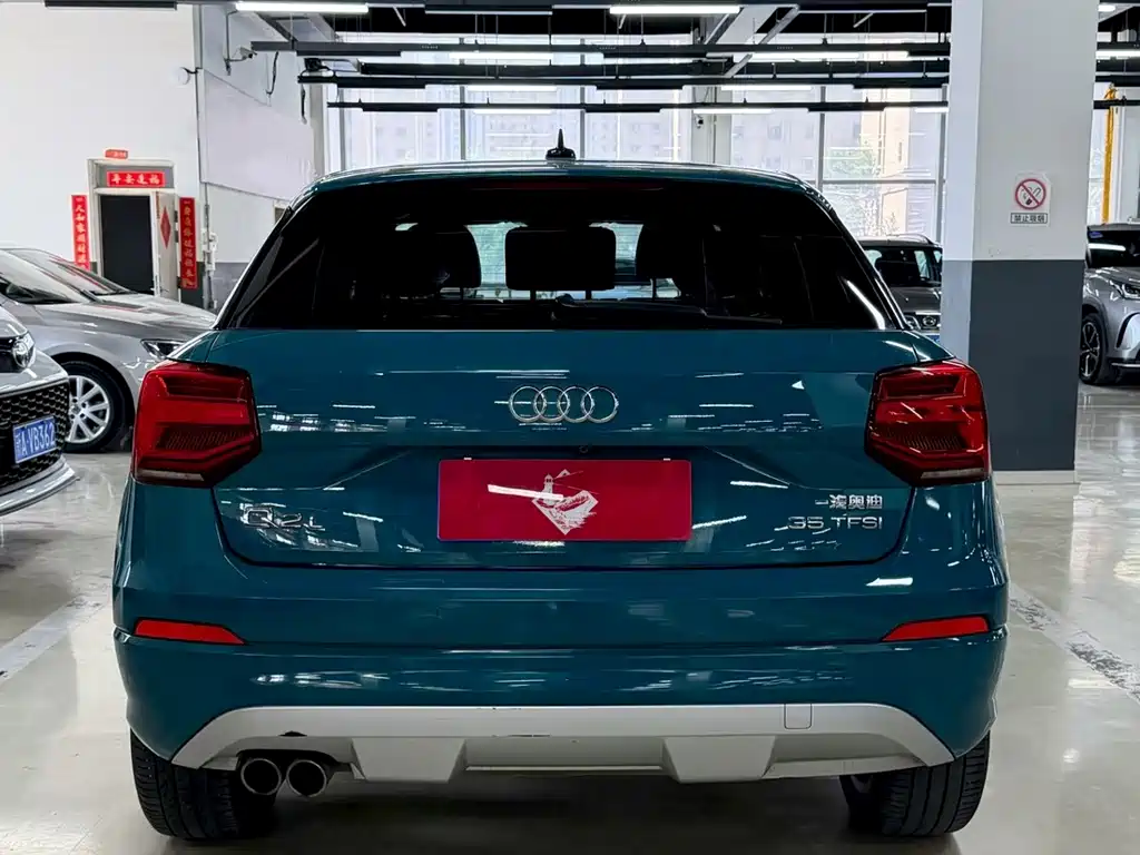 Audi Q2L 2019 — фото 8