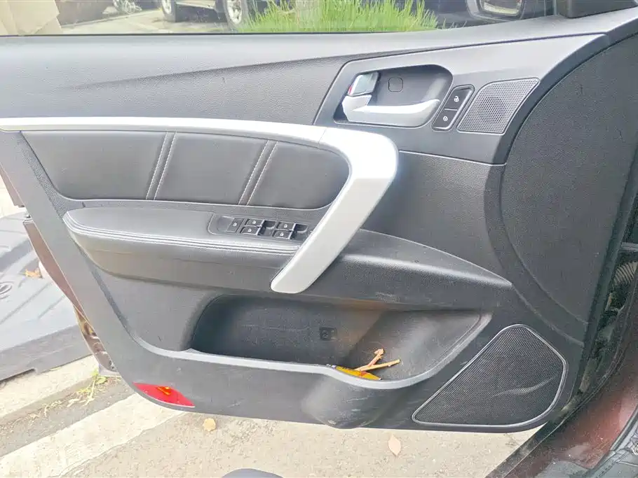 Geely Emgrand 2017