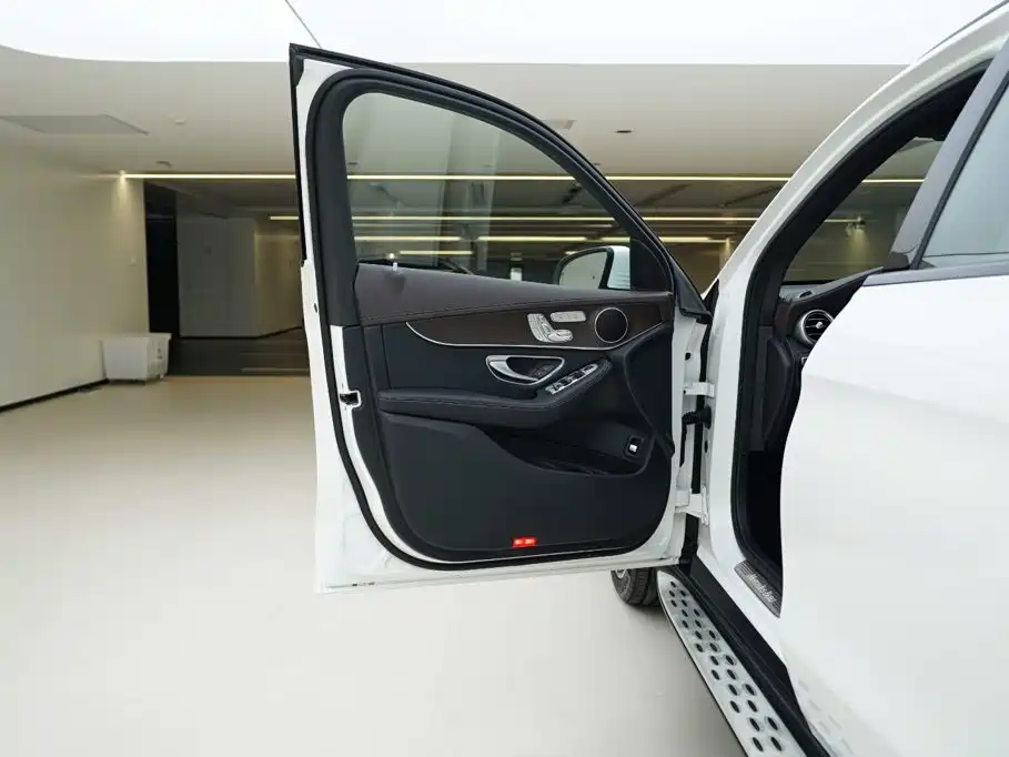 Mercedes-Benz GLC 2023 — фото 16