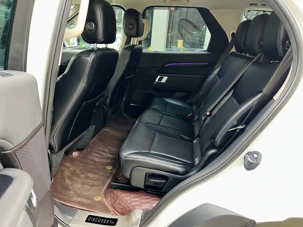 Land Rover Discovery 2018 — фото 17