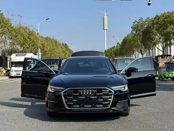 Audi A6L 2022