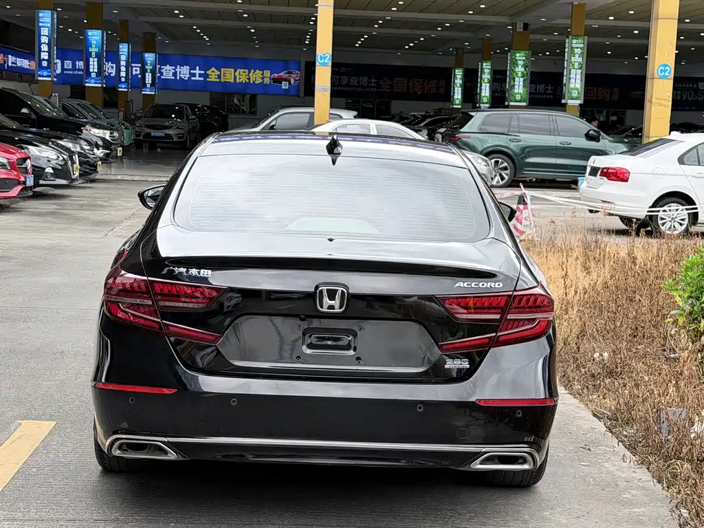 Honda Accord 2021 — фото 12