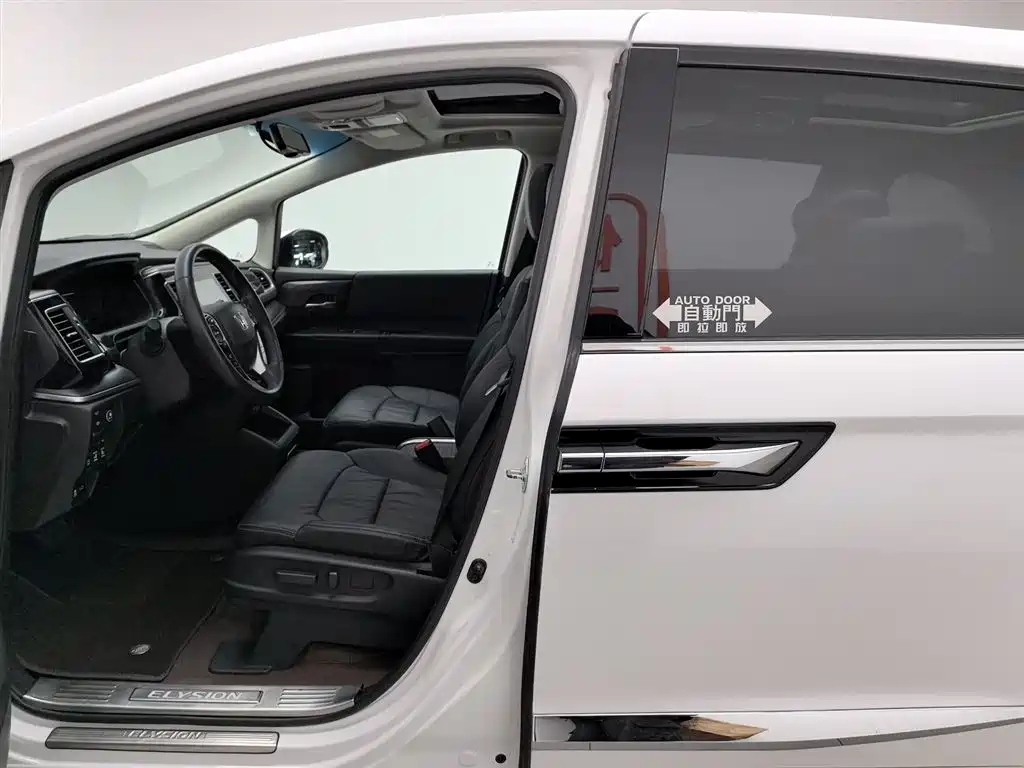 Honda Elysion 2018 — фото 10