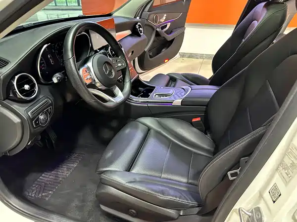 Mercedes-Benz C-Class 2021