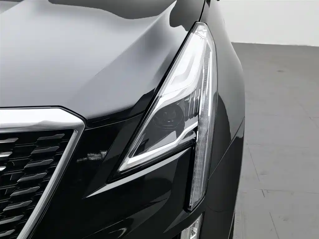 Cadillac XT5 2019 — фото 7