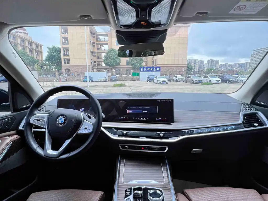 BMW X7 2024 — фото 18