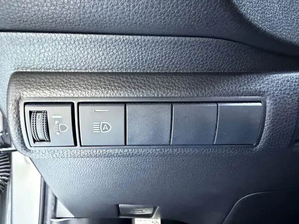 Toyota Levin 2022 — фото 11