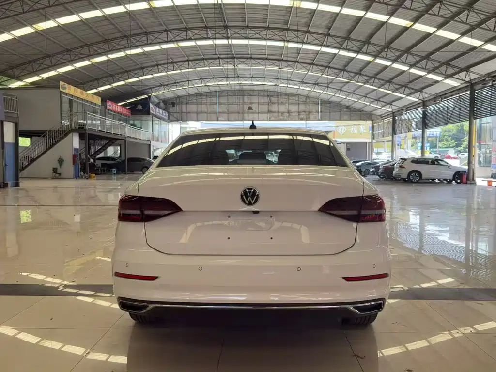 Volkswagen Lavida 2022