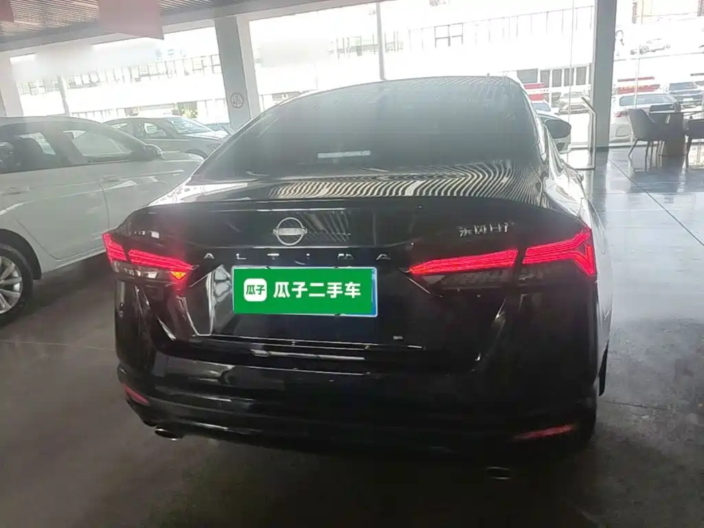 Nissan Teana 2024