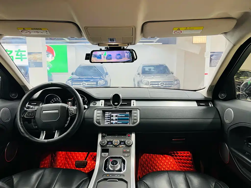 Land Rover Evoque 2015 — фото 12