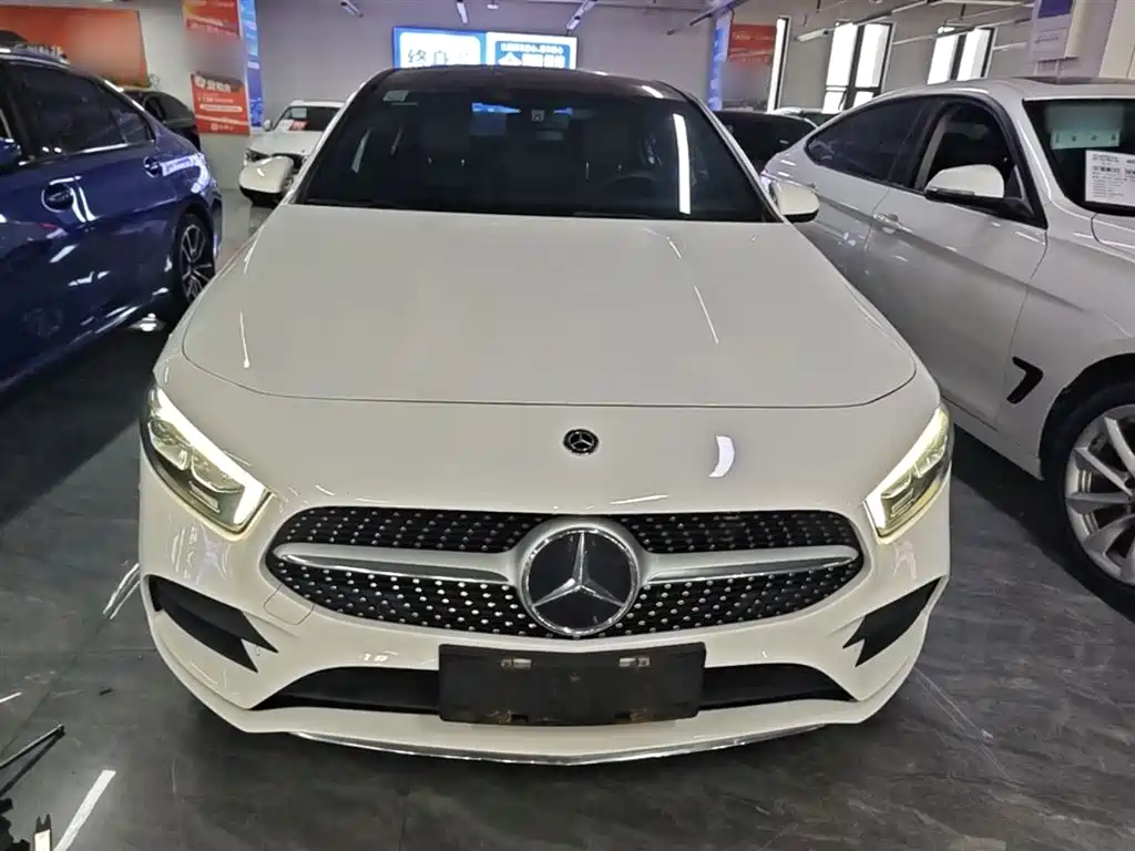 Mercedes-Benz A-Class 2020 — фото 3