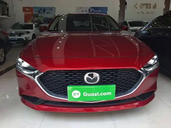 Mazda 3 Axela 2022